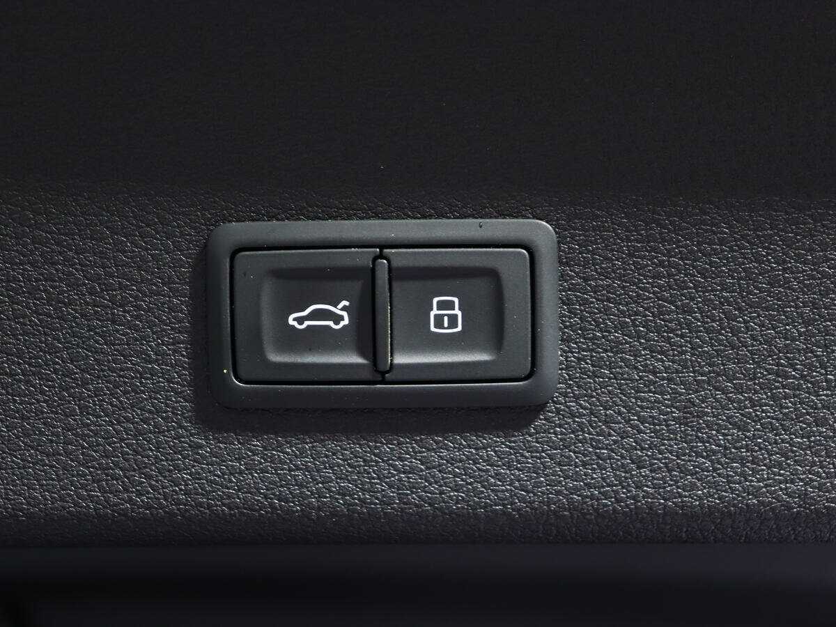 Б/У Ауди е-трон Спортбэк 2020 года. Фото: #14