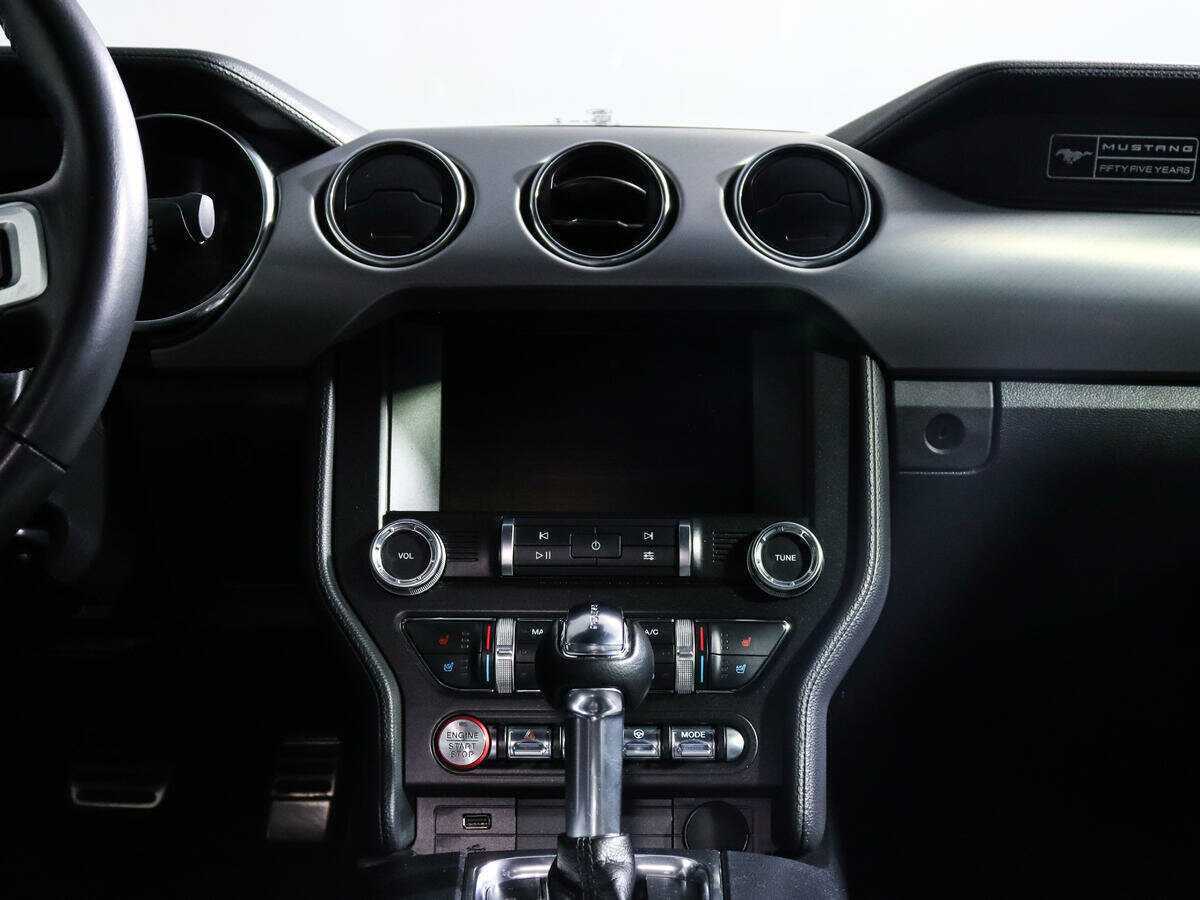 Б/У Форд Мустанг 2020 года. Фото: #10