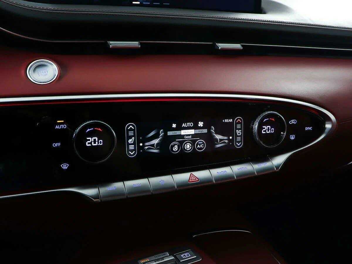 Б/У Генезис ГВ70 2021 года. Фото: #14