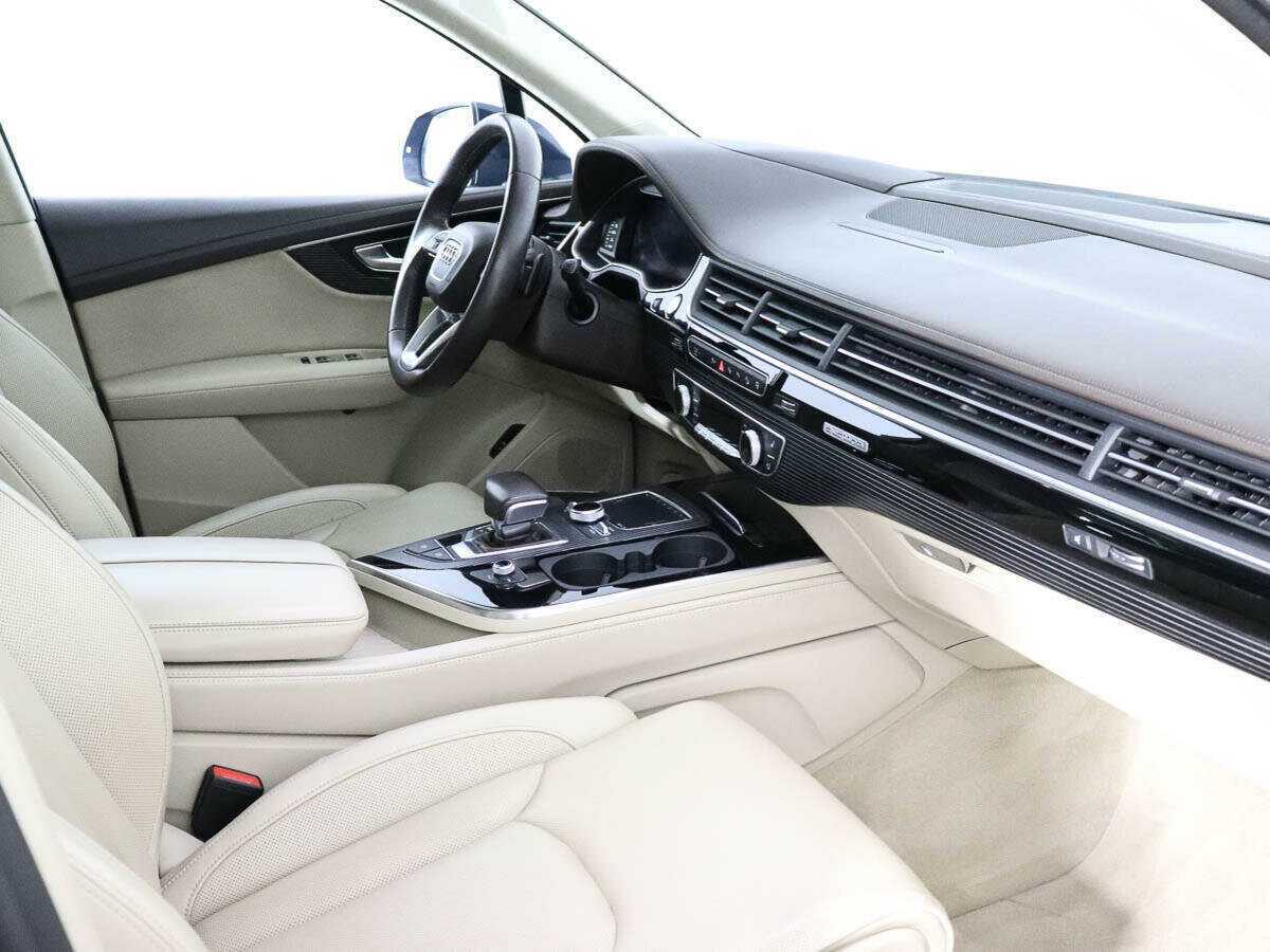 Б/У Ауди К7 2017 года. Фото: #8