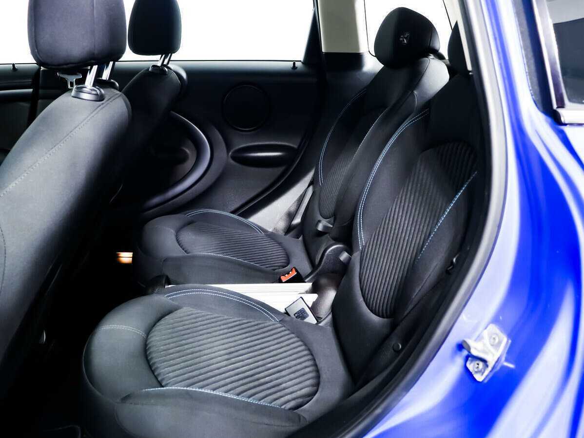 Б/У Мини Каунтримэн 2011 года. Фото: #10