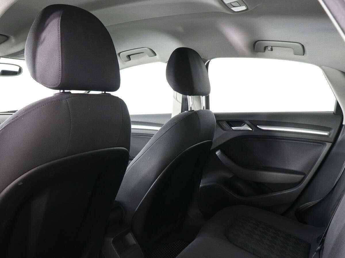 Б/У Ауди А3 2013 года. Фото: #9