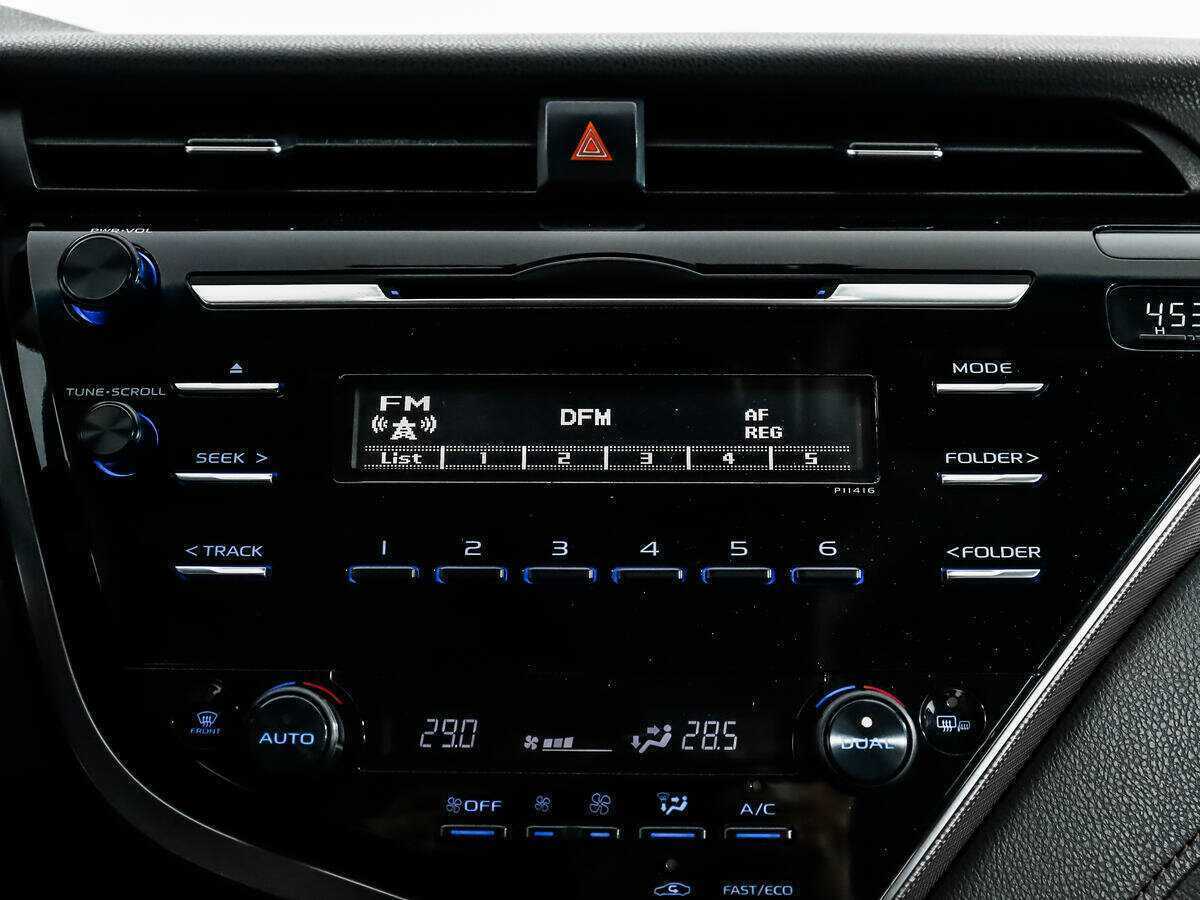 Б/У Тойота Камри 2021 года. Фото: #13