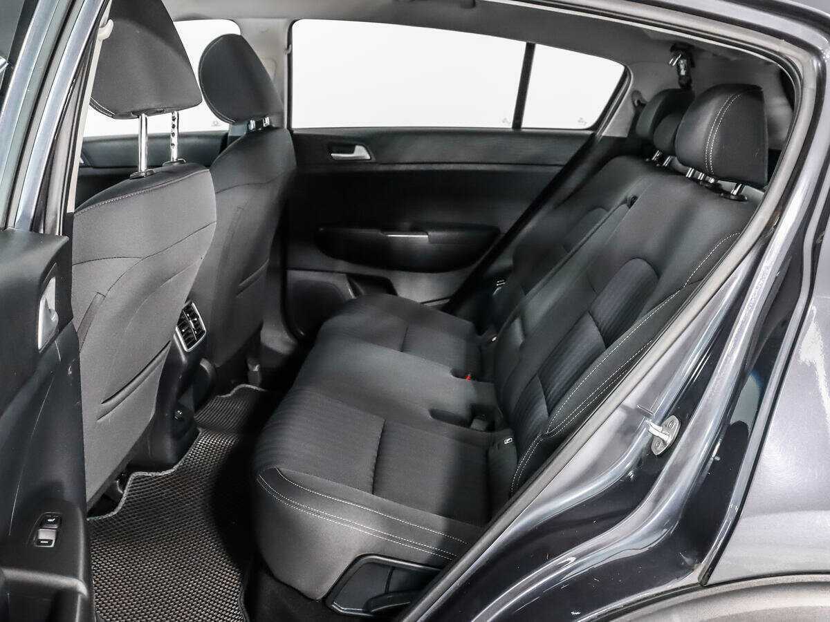 Б/У Киа Спортейдж 2017 года. Фото: #9