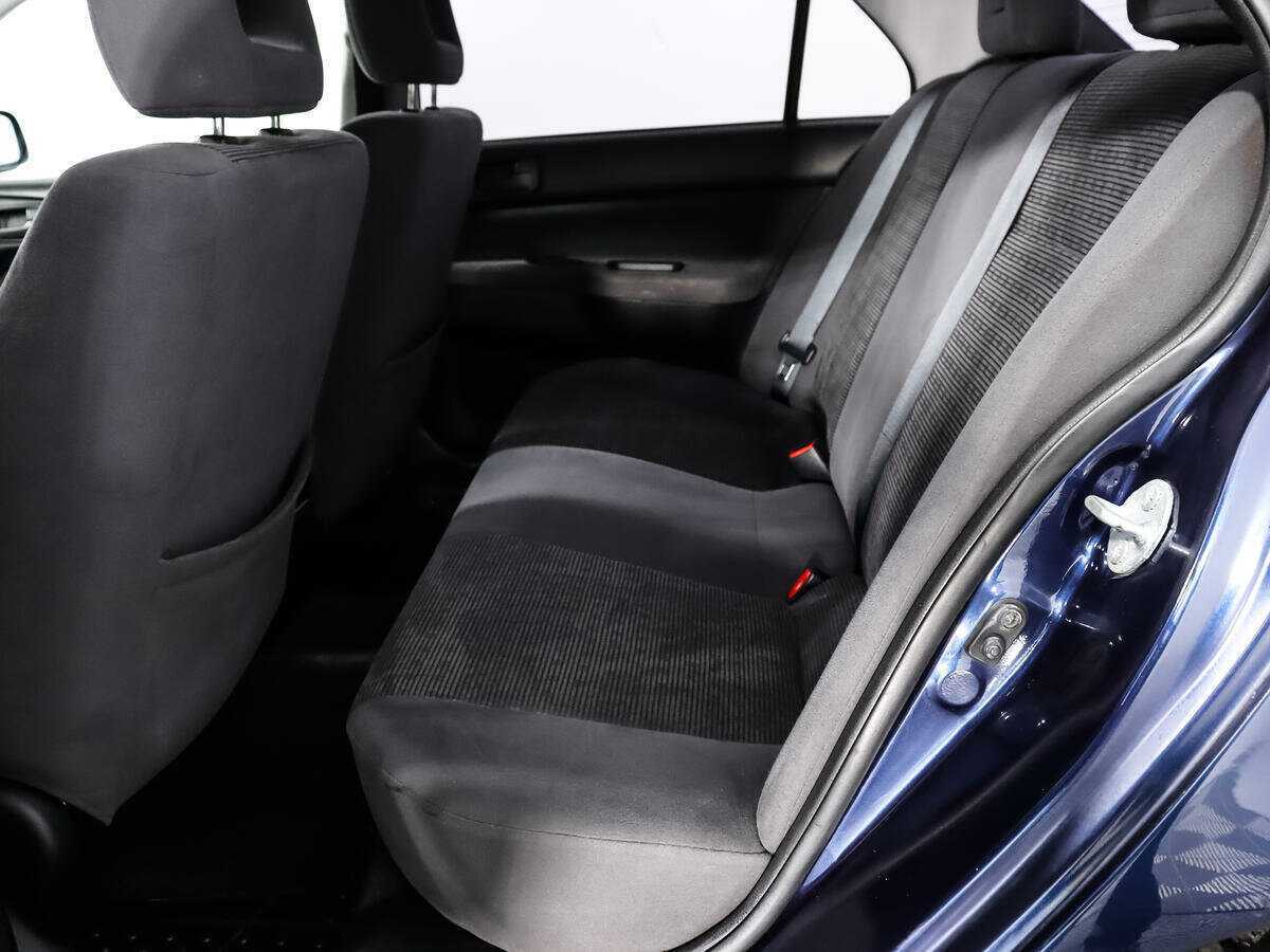 Б/У Митсубиши Лансер 2004 года. Фото: #9