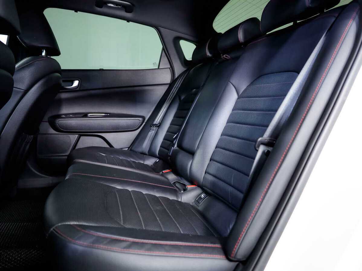 Б/У Киа Оптима 2019 года. Фото: #11