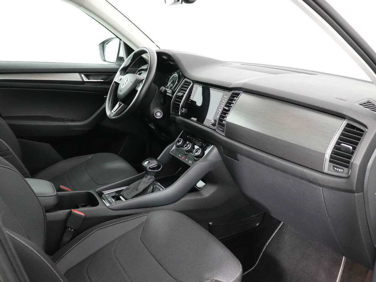 Б/У Шкода Кодиак 2018 года. Фото: #8