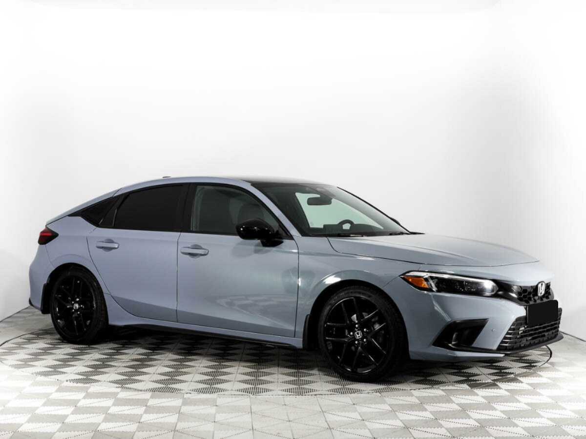 Б/У Хонда Цивик 2022 года. Фото: #2