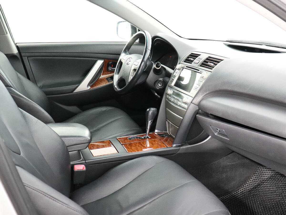 Б/У Тойота Камри 2007 года. Фото: #8