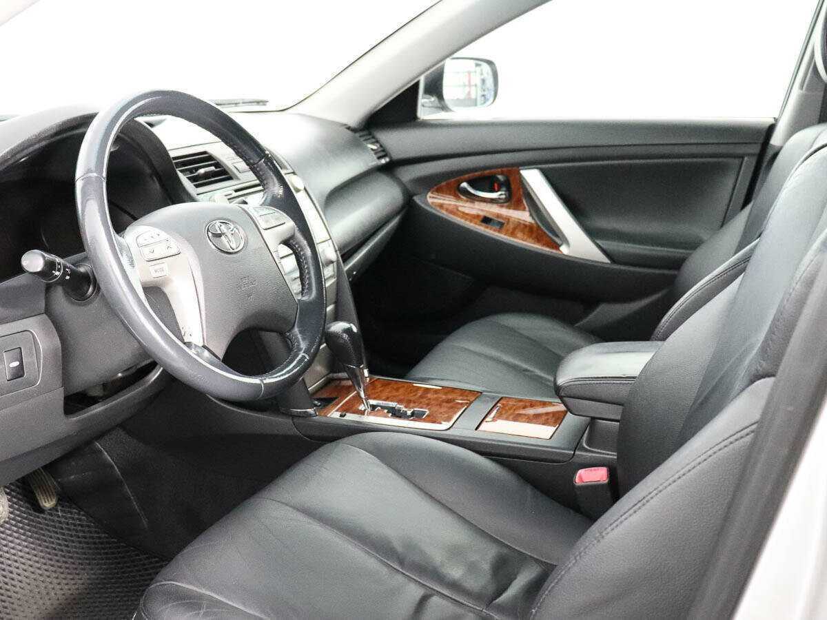 Б/У Тойота Камри 2007 года. Фото: #10