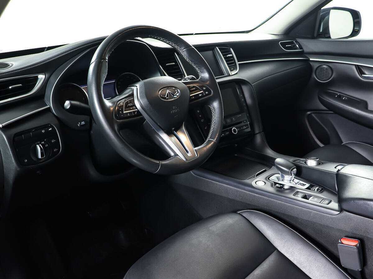 Б/У Инфинити К-Икс50 2018 года. Фото: #11