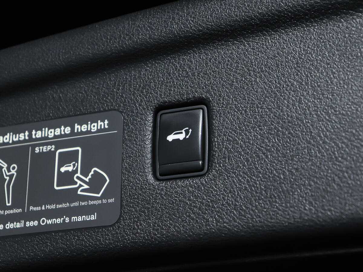 Б/У Инфинити К-Икс50 2018 года. Фото: #15