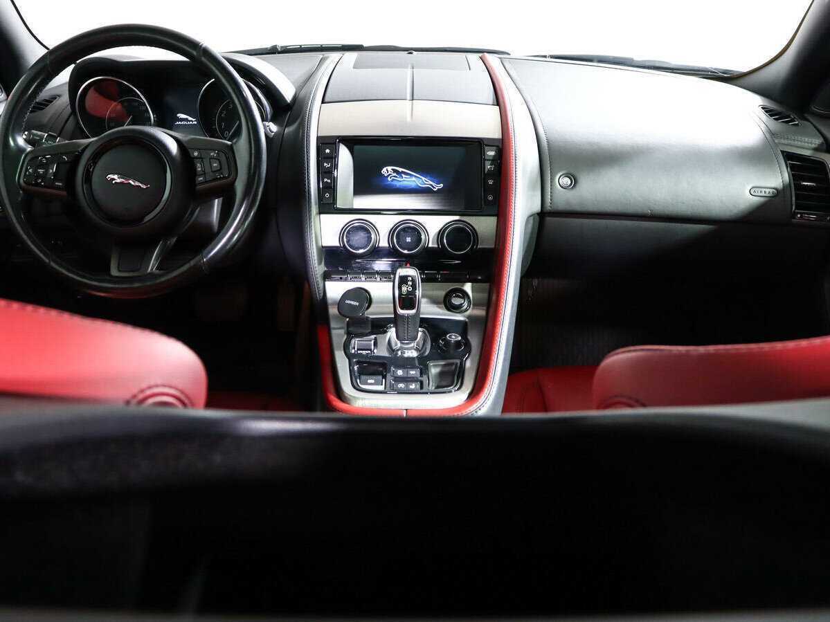 Б/У Ягуар Ф-Тайп 2015 года. Фото: #9