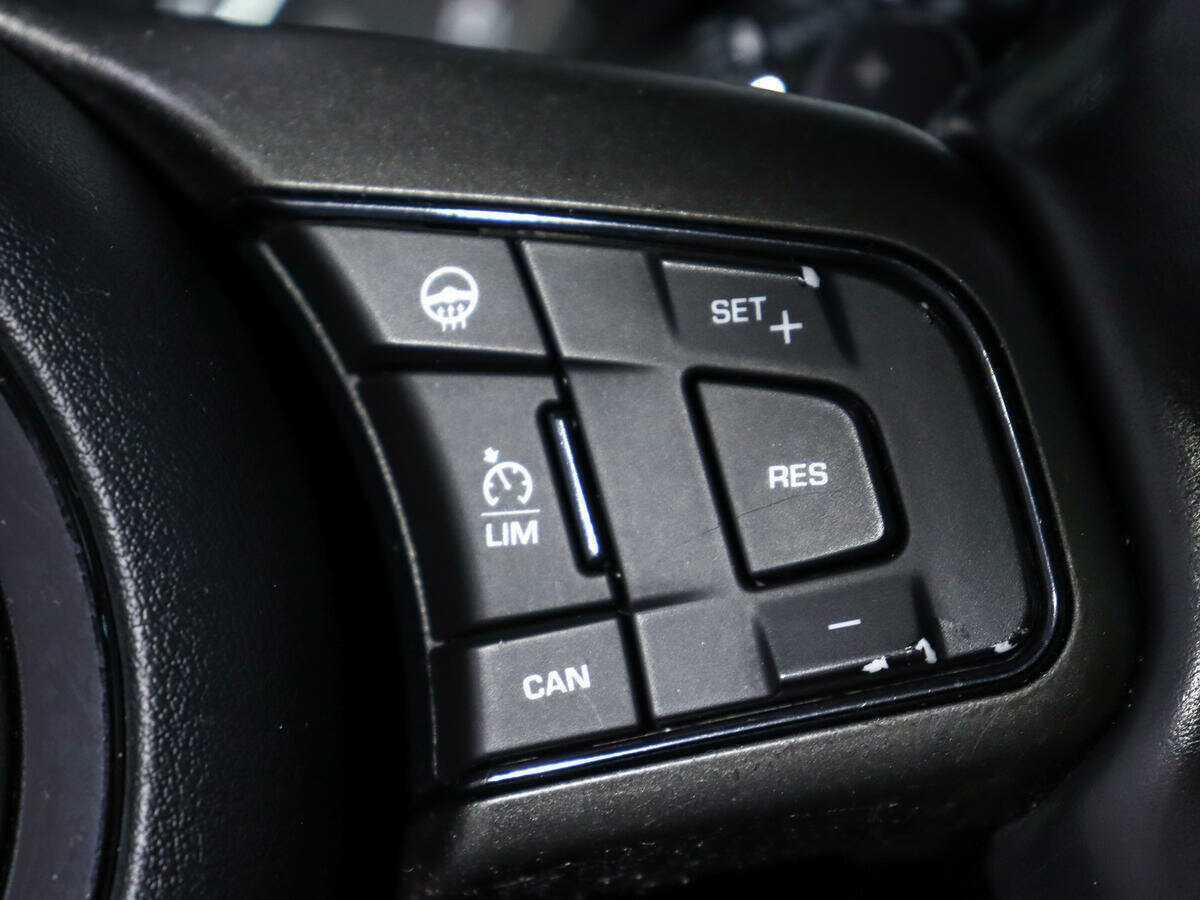 Б/У Ягуар Ф-Тайп 2015 года. Фото: #20