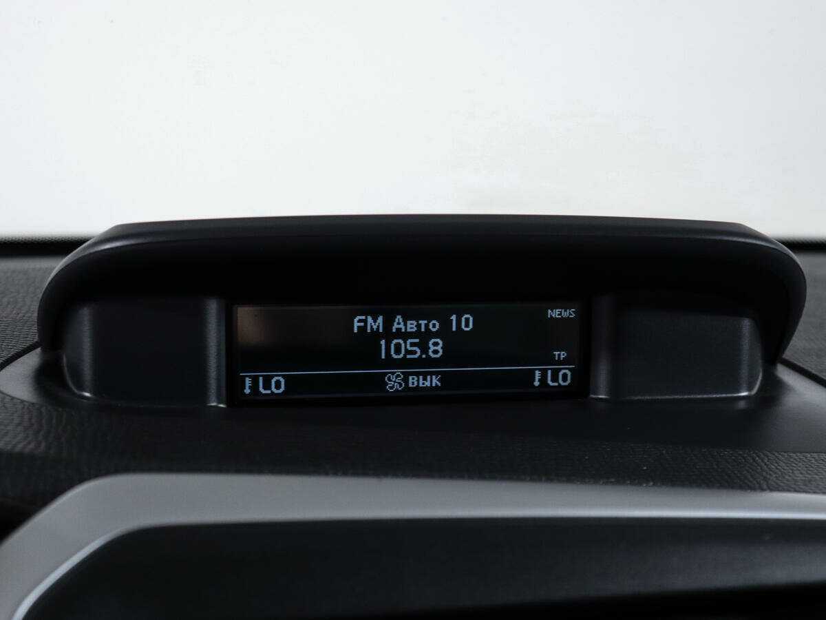 Б/У Вольво ИксЦ60 2010 года. Фото: #23