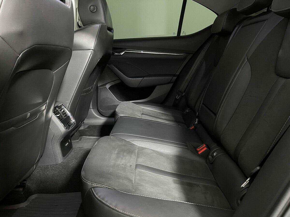 Б/У Шкода Октавия 2021 года. Фото: #7