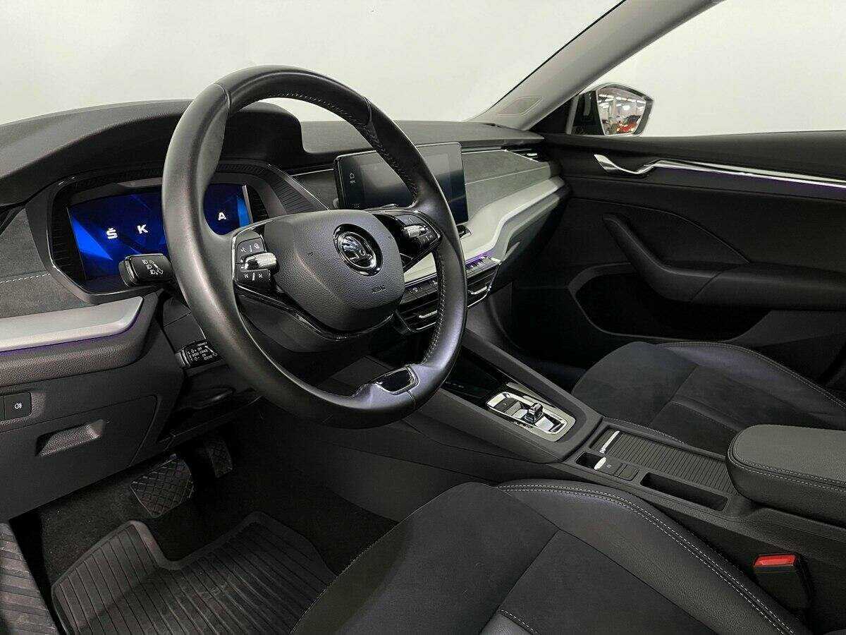 Б/У Шкода Октавия 2021 года. Фото: #10