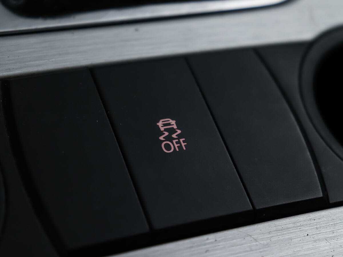 Б/У Фольксваген Туарег 2011 года. Фото: #19