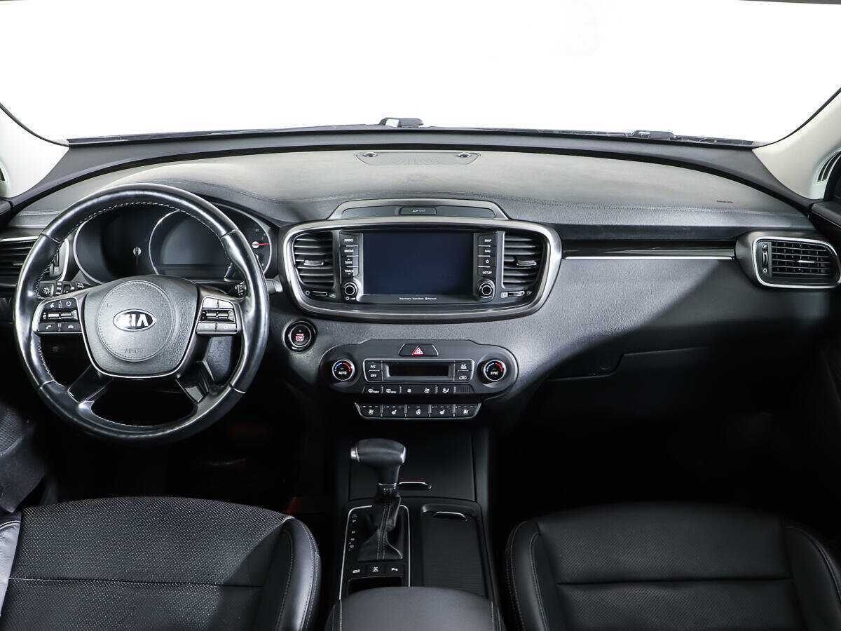 Б/У Киа Соренто 2019 года. Фото: #11