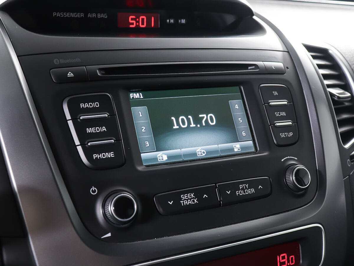 Б/У Киа Соренто 2013 года. Фото: #17