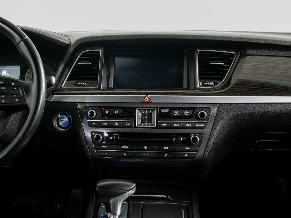 Б/У Генезис Г80 2017 года. Фото: #7