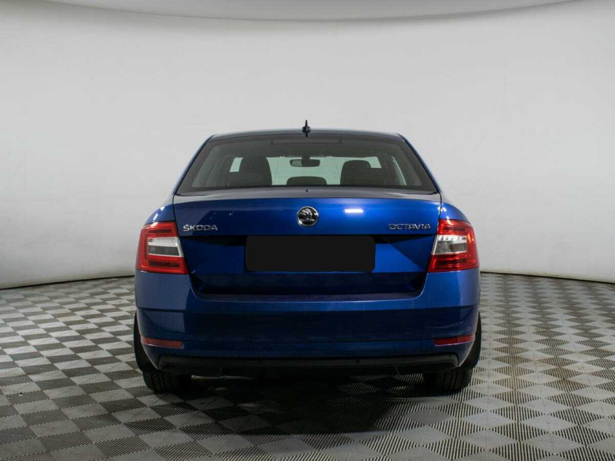 Б/У Шкода Октавия 2019 года. Фото: #5