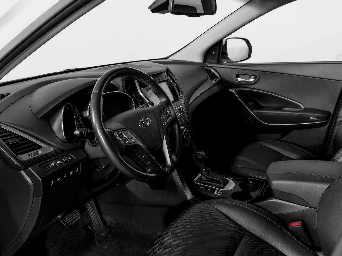 Б/У Хендай Санта Фе 2018 года. Фото: #14