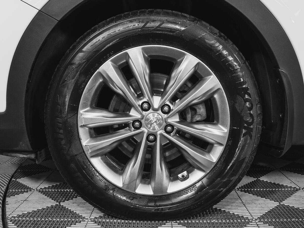 Б/У Хендай Санта Фе 2018 года. Фото: #15