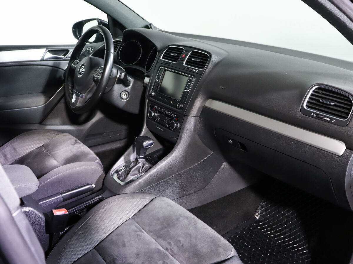 Б/У Фольксваген Гольф 2009 года. Фото: #8