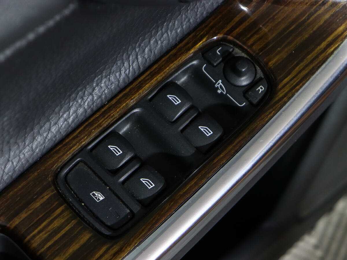 Б/У Вольво С60 2011 года. Фото: #8