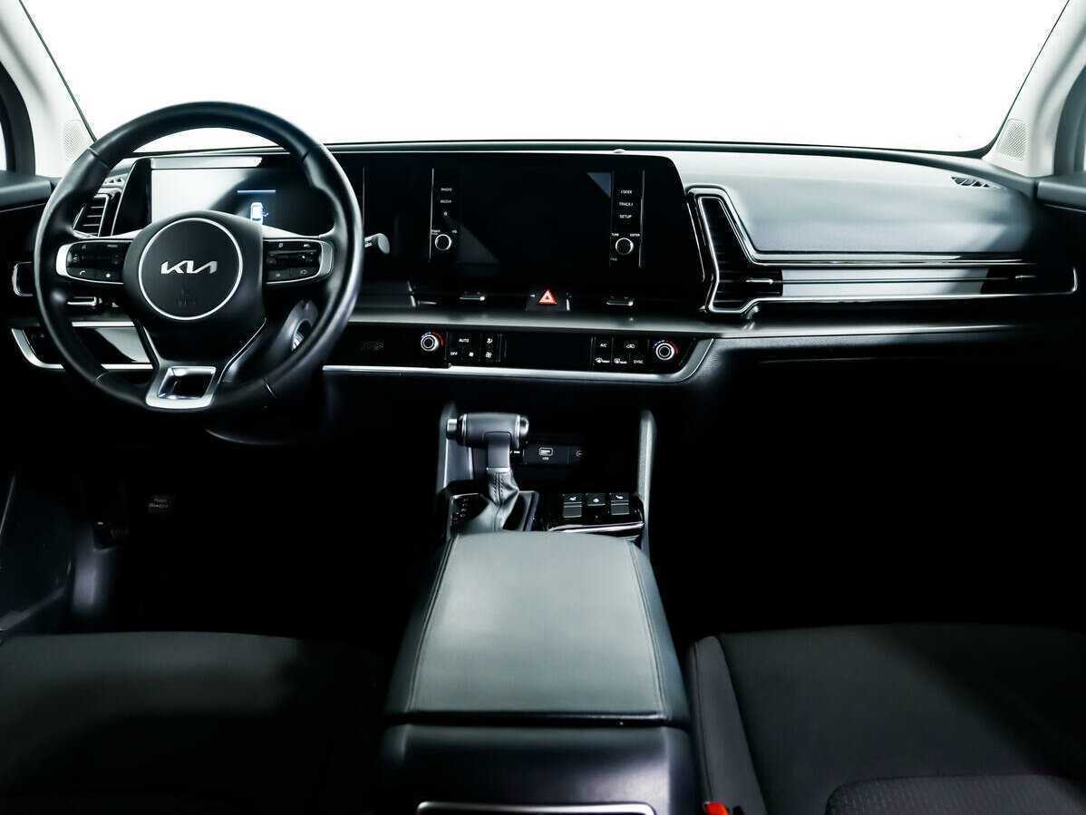 Б/У Киа Спортейдж 2023 года. Фото: #10