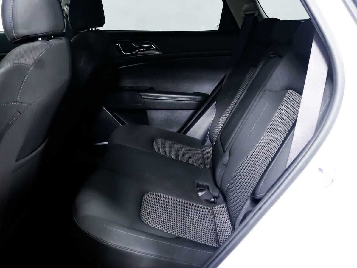 Б/У Киа Спортейдж 2023 года. Фото: #11