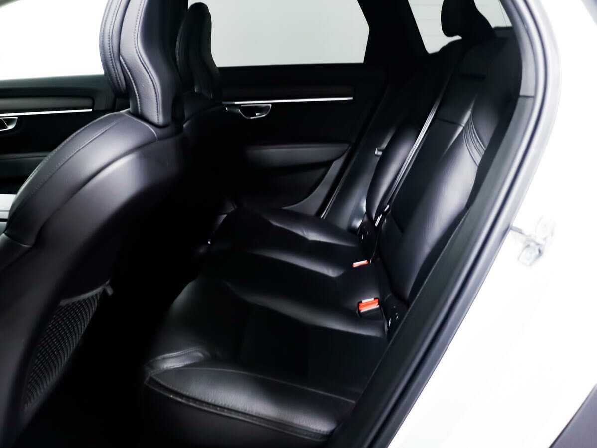 Б/У Вольво В90 Кросс Кантри 2019 года. Фото: #11