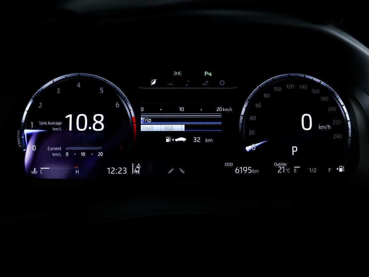 Б/У Тойота Камри 2022 года. Фото: #9