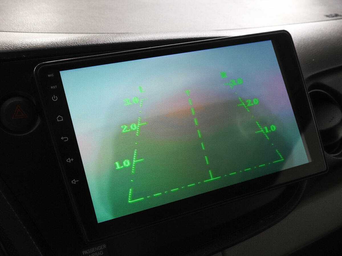 Б/У Хонда Инсайт 2010 года. Фото: #12