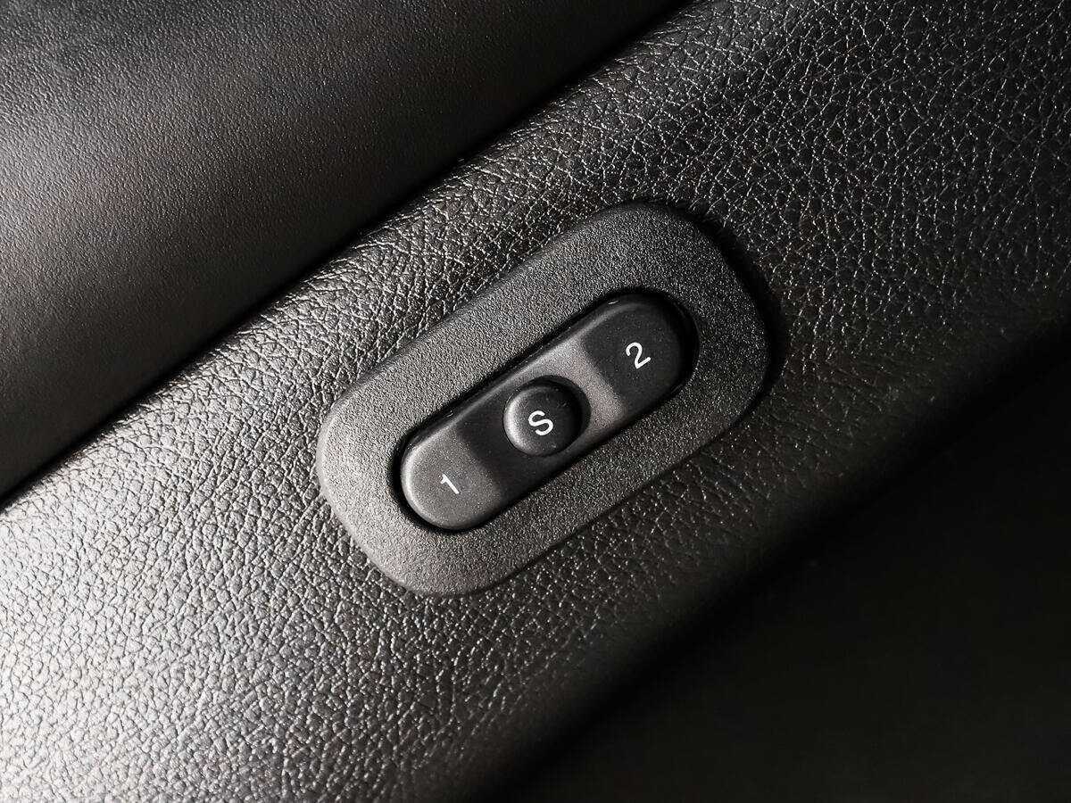 Б/У Джип Гранд Чироки 2016 года. Фото: #9