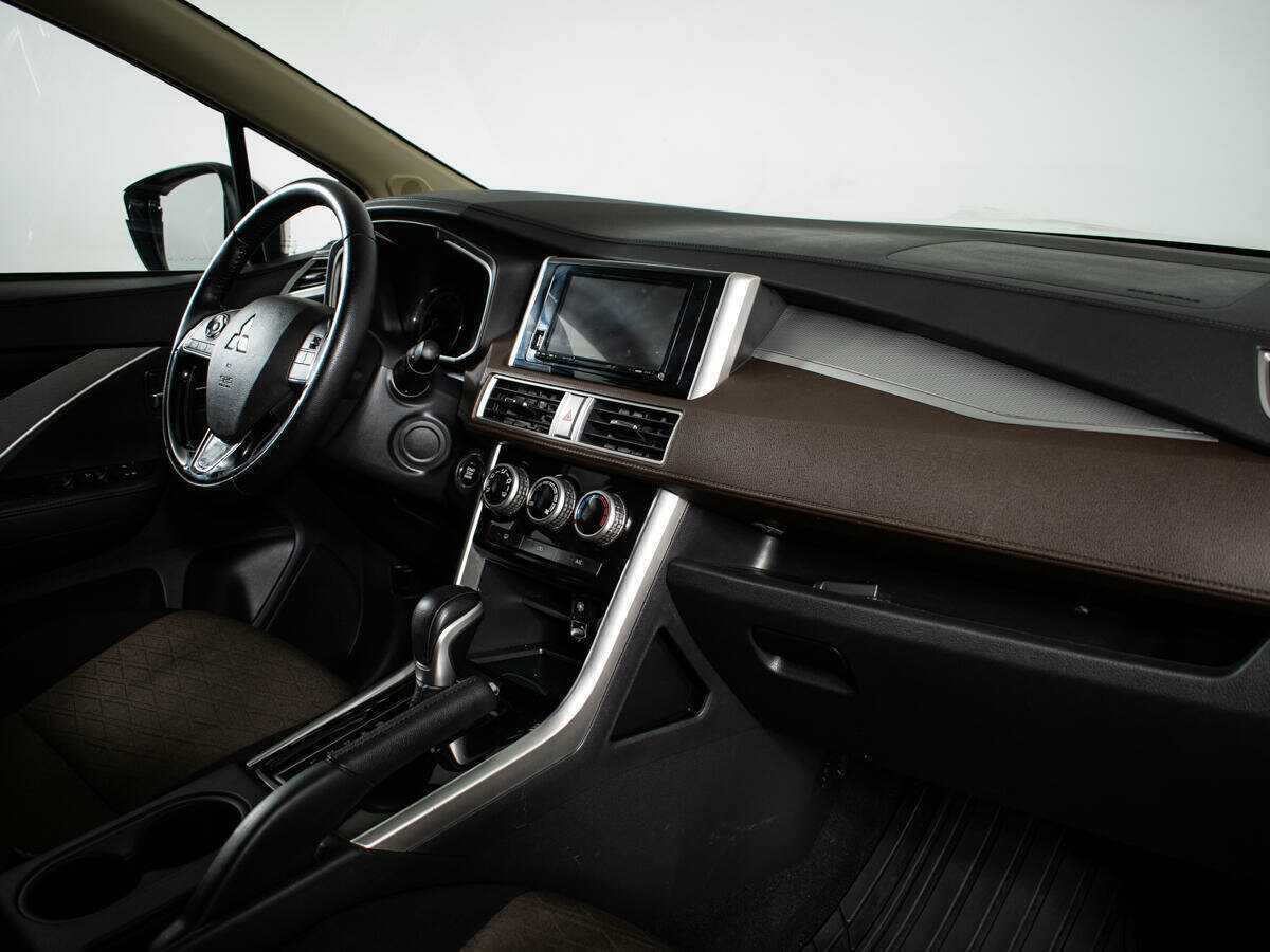 Б/У Митсубиши Икспандер 2022 года. Фото: #8