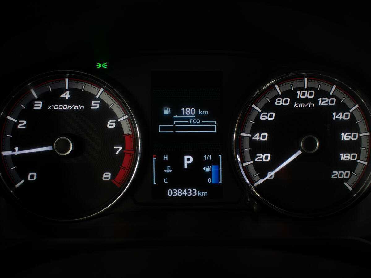 Б/У Митсубиши Икспандер 2022 года. Фото: #11