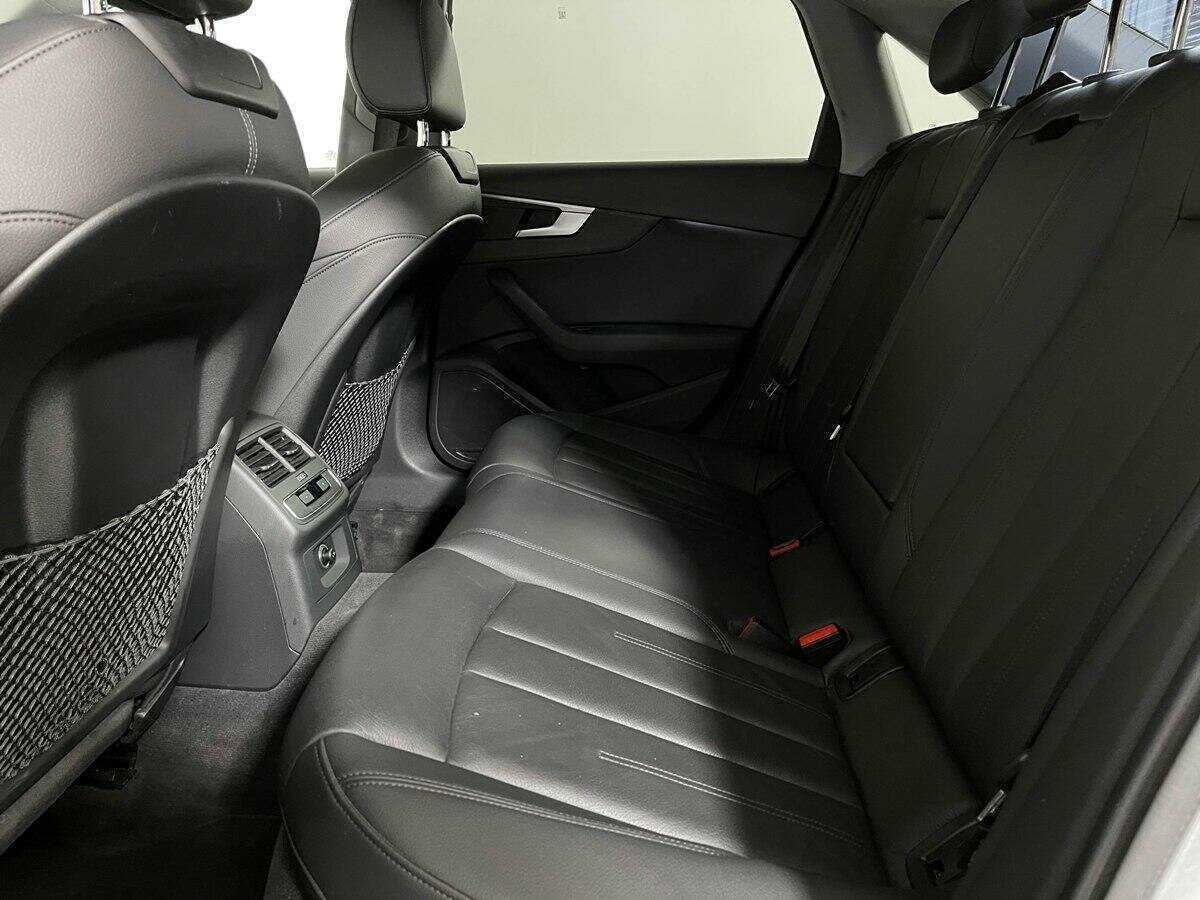 Б/У Ауди А4 2018 года. Фото: #9