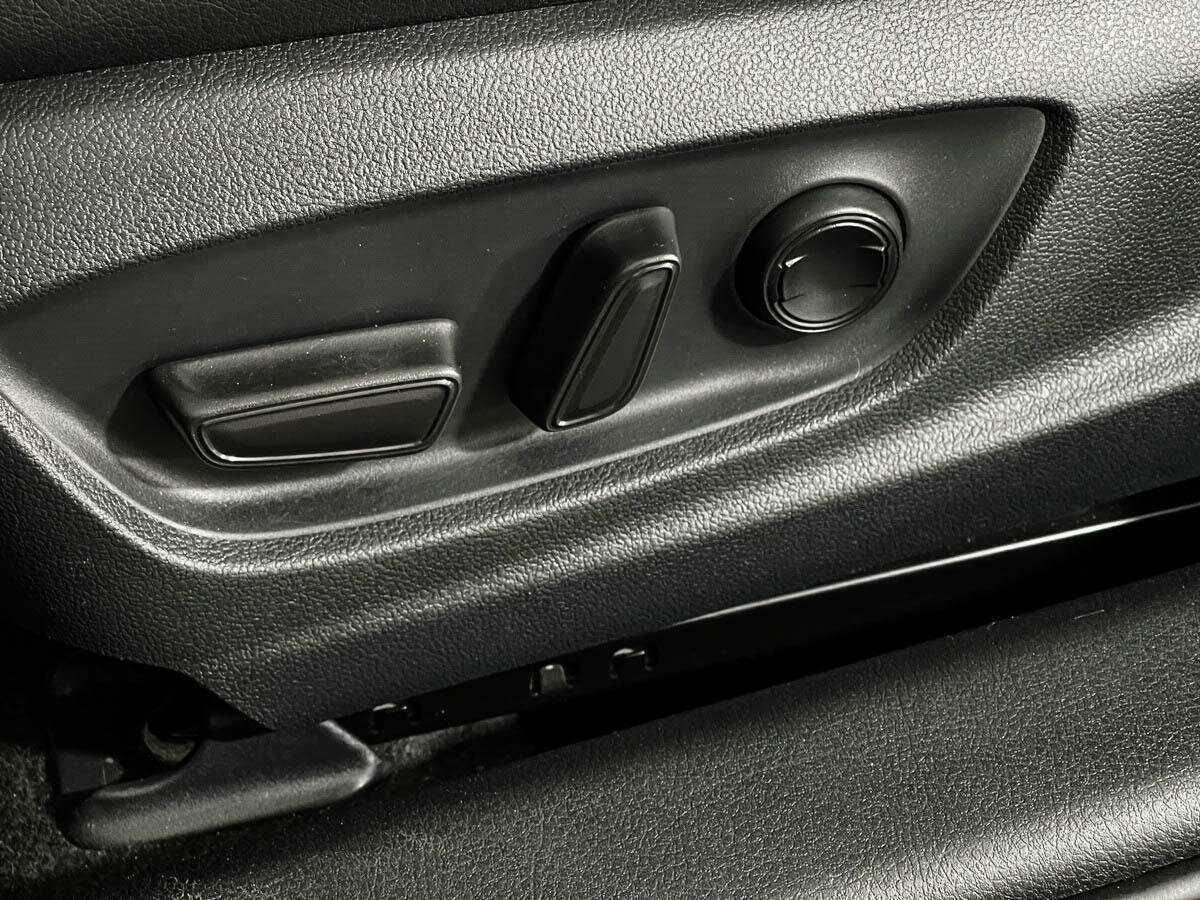 Б/У Тойота Камри 2020 года. Фото: #13