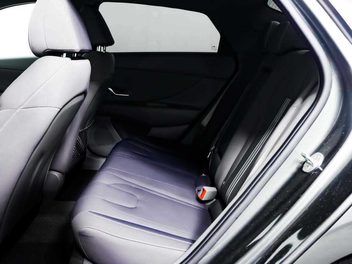 Б/У Хендай Елантра 2021 года. Фото: #11