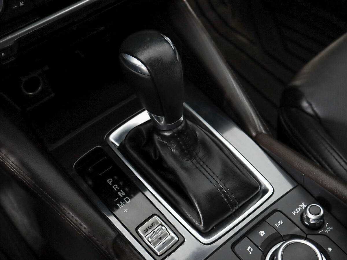 Б/У Мазда 6 2018 года. Фото: #9