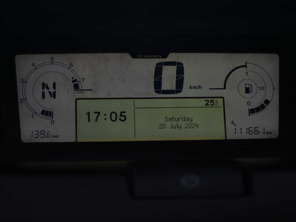 Б/У Ситроен Ц4 Пикассо 2012 года. Фото: #10