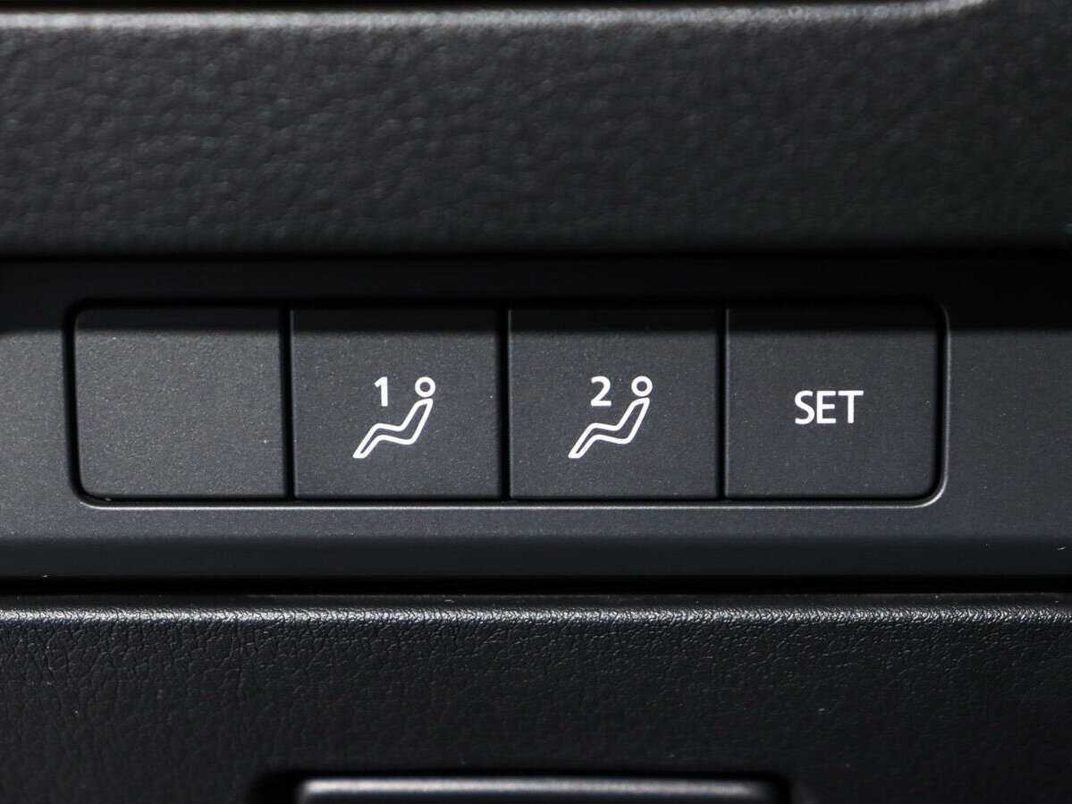 Б/У Мазда 3 2023 года. Фото: #17