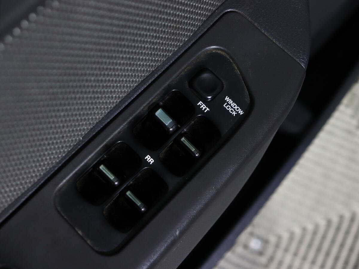 Б/У Дэу Нексия 2012 года. Фото: #14