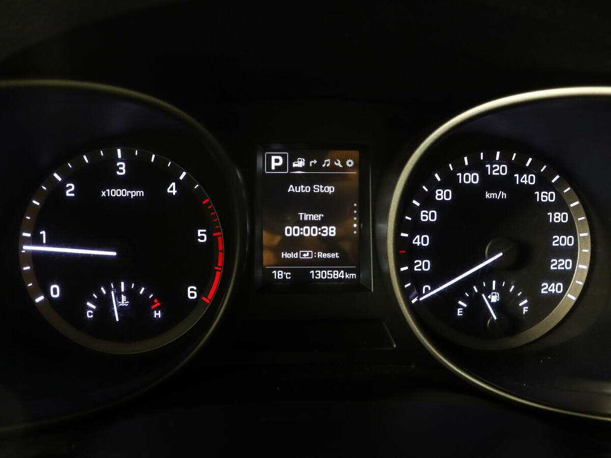 Б/У Хендай Санта Фе 2016 года. Фото: #10