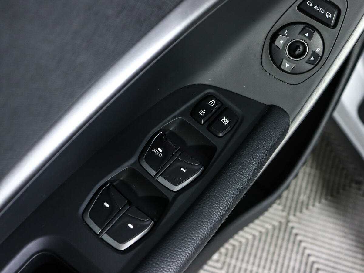 Б/У Хендай Санта Фе 2016 года. Фото: #15