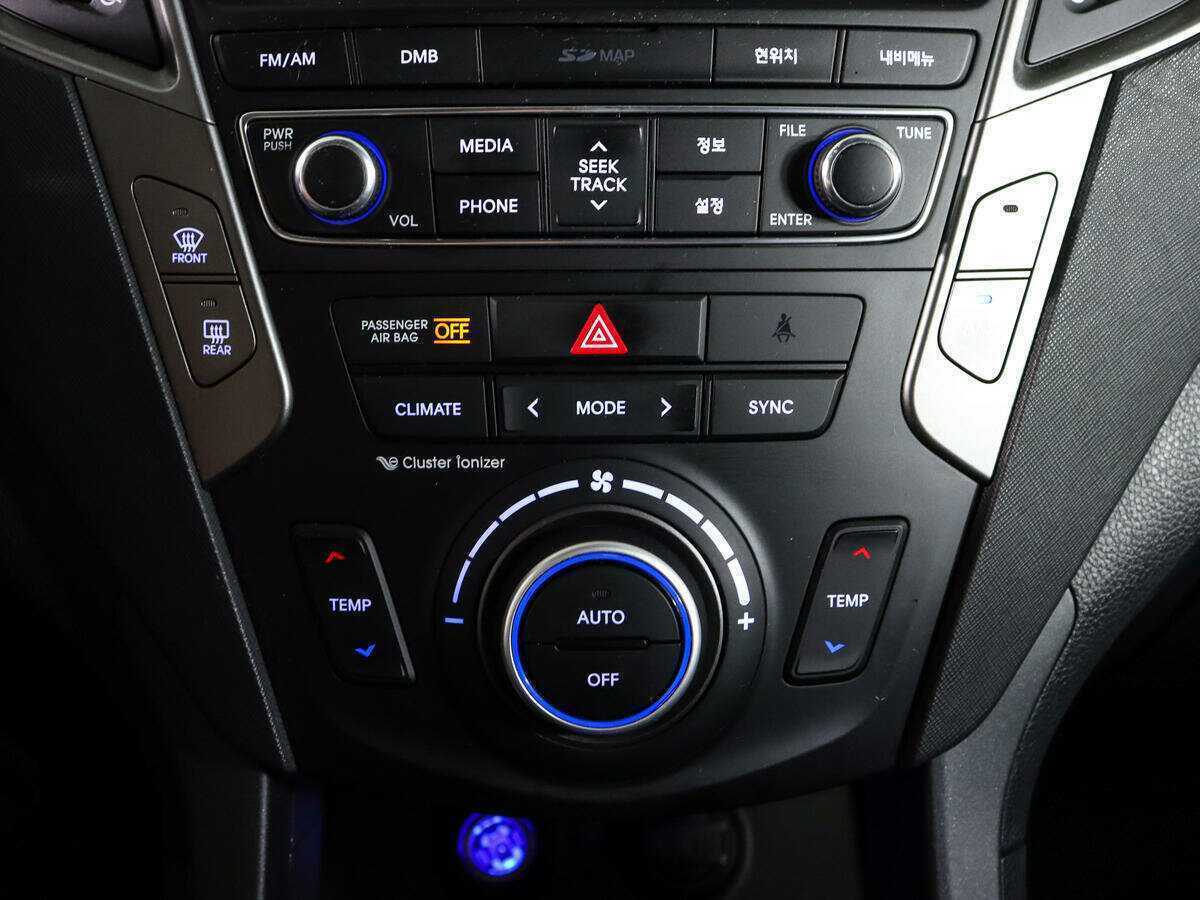 Б/У Хендай Санта Фе 2016 года. Фото: #23