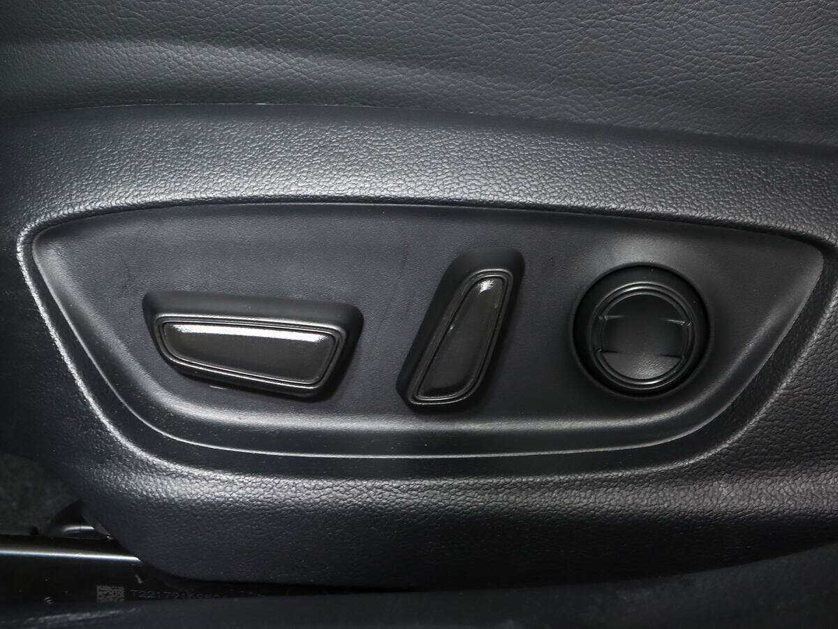 Б/У Тойота Камри 2022 года. Фото: #16