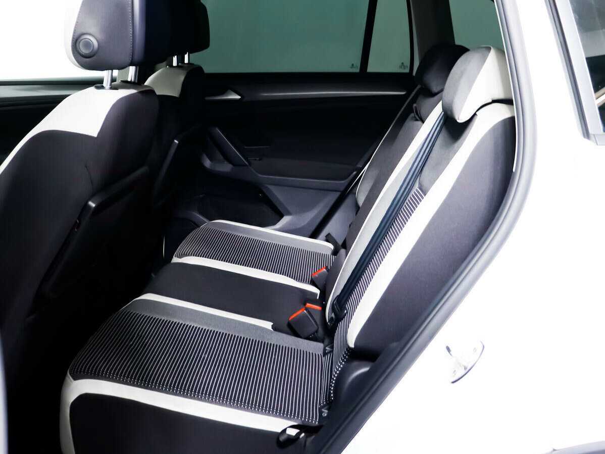 Б/У Фольксваген Тигуан 2019 года. Фото: #11